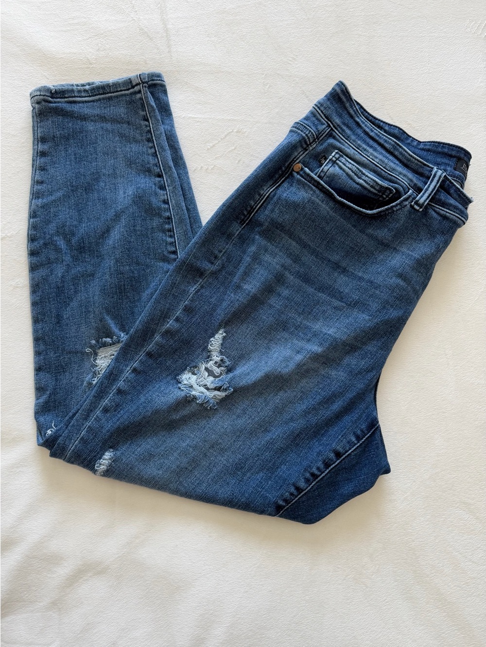 Judy Blue Distressed Boyfriend Fit Jeans